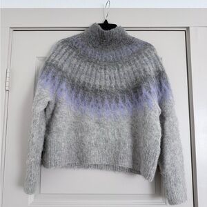 Banana Republic Gray Sweater with Lavender Yoke Turtleneck